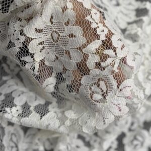 پارچه دانتل گل رز درشت 130