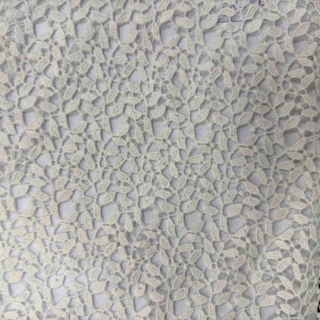 پارچه گیپور برگ ريز 183
