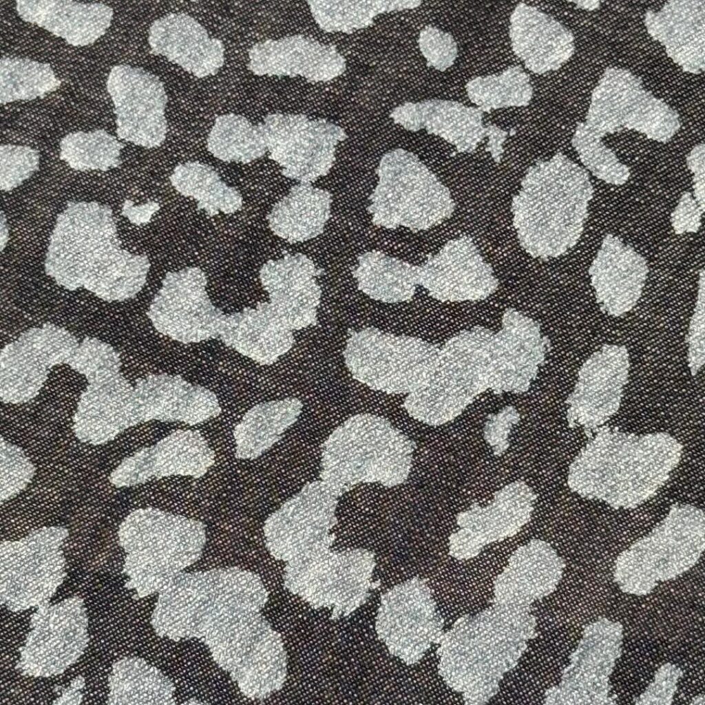 جین كاغذی طرح دار پروانه